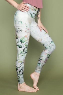 Sunday Barefoot Leggings