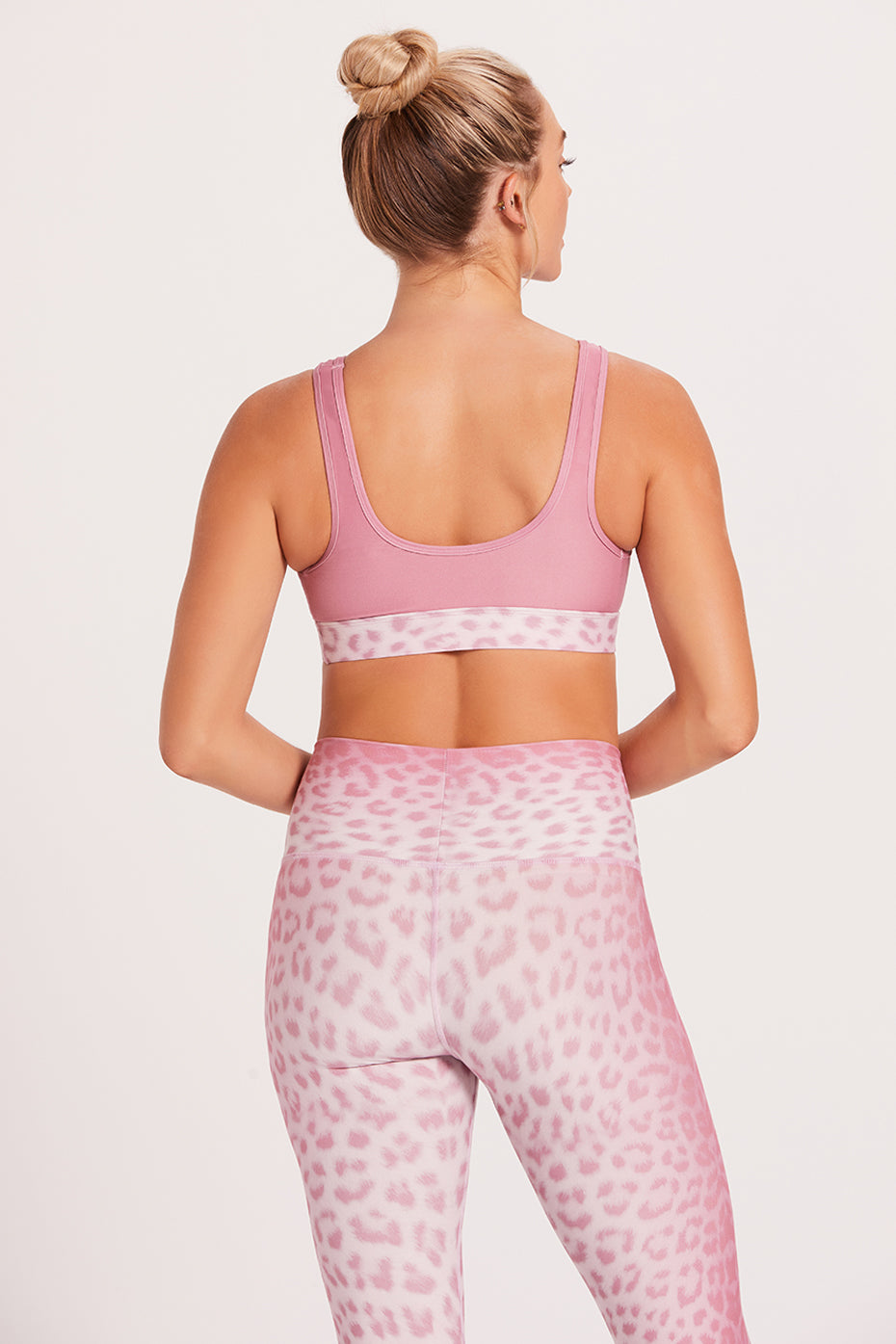Peek-A-Boo Sports Bra - Leopard Pink